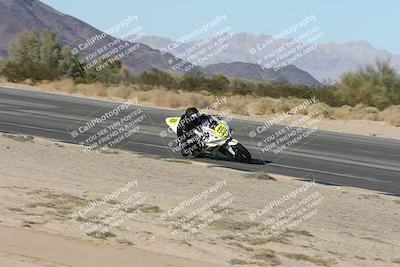 media/Oct-04-2025-CVMA (Sat) [[408bcdd6e4]]/Race 15-Femmewalla-Femmewalla UL/